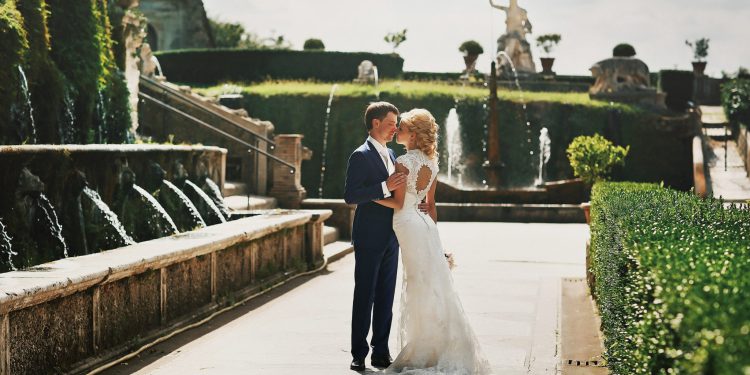 Five Popular Locations for a Destination Wedding in Italy