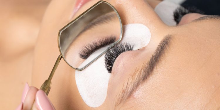 How To Care For Lashes And Brows Through Hair Loss – UK_US Guestpost