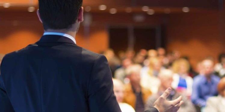 Mistakes Practitioners Always Make When Talking in Public