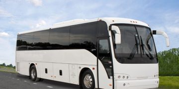 5 Tips for Choosing the Right Singapore Private Bus for Your Trip