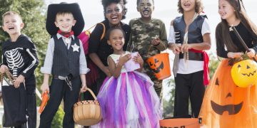 A Guide to the 10 Best Disney and Superhero Costumes for Kids by a Children’s Costume Specialist