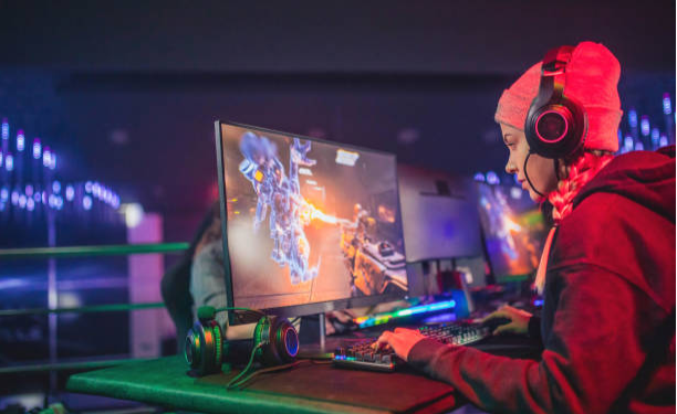 The Rise of Mobile Gaming: How Online Games Have Adapted to the Small Screen