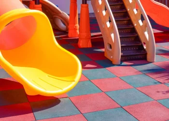 Maximizing Safety: The Benefits of Safety Mats