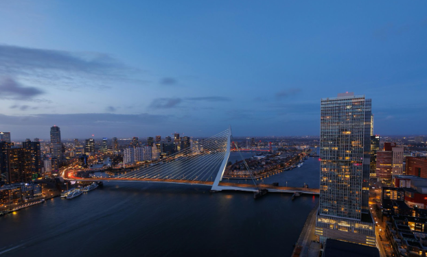 Exploring Rotterdam by Water and Land